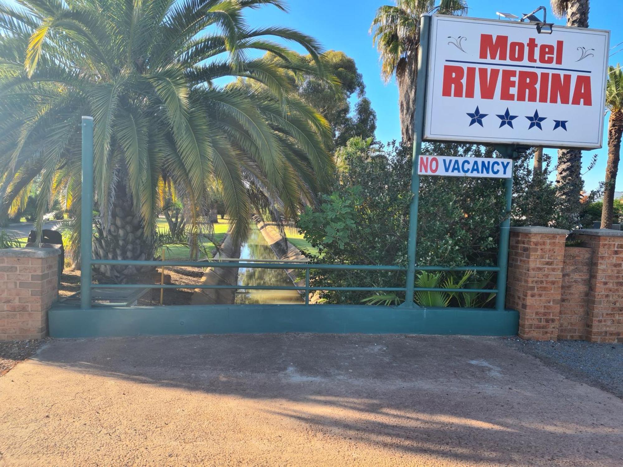 Motel Riverina Leeton Exteriör bild
